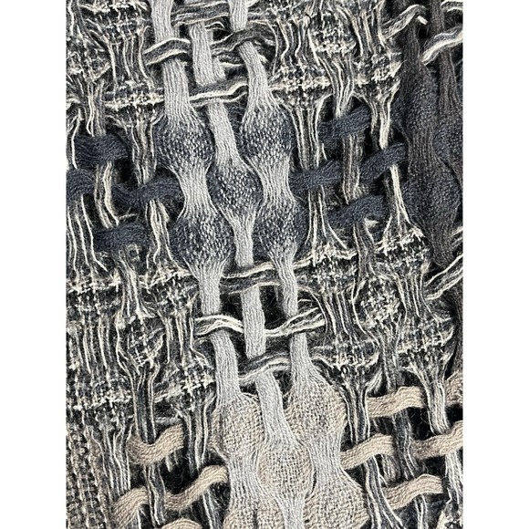 Suntrai of Ireland Wool Scarf Open Weave Gray Black Fringe NWOT *READ* - Picture 6 of 11